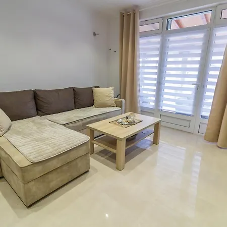 Apartmani Vesic Tivat Exterior photo